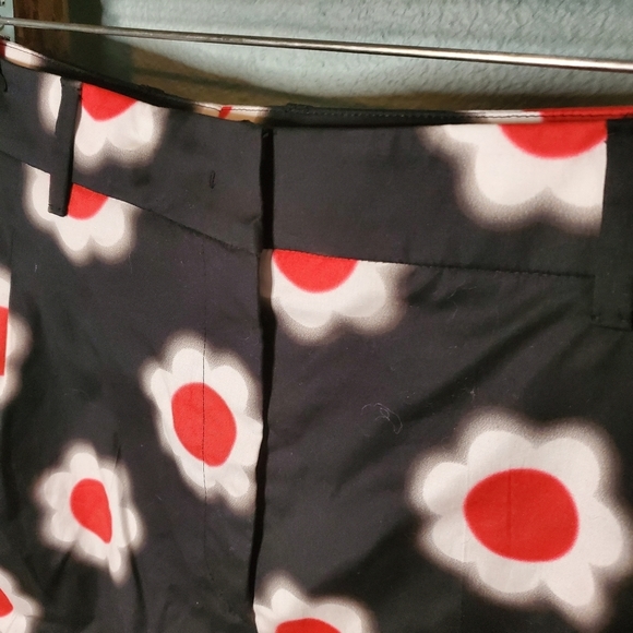 Prada flower shorts size 42 - Picture 3 of 11